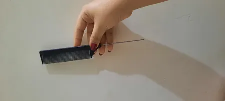 شانه مو مدل دم باریک فلزی