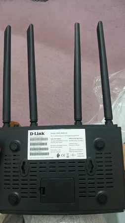 روتر بی سیم 4G دی-لینک مدل DWR-M960 4G AC1200