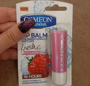 تجریه خرید بالم لب کامان مدل STRAWBERRY SHINE