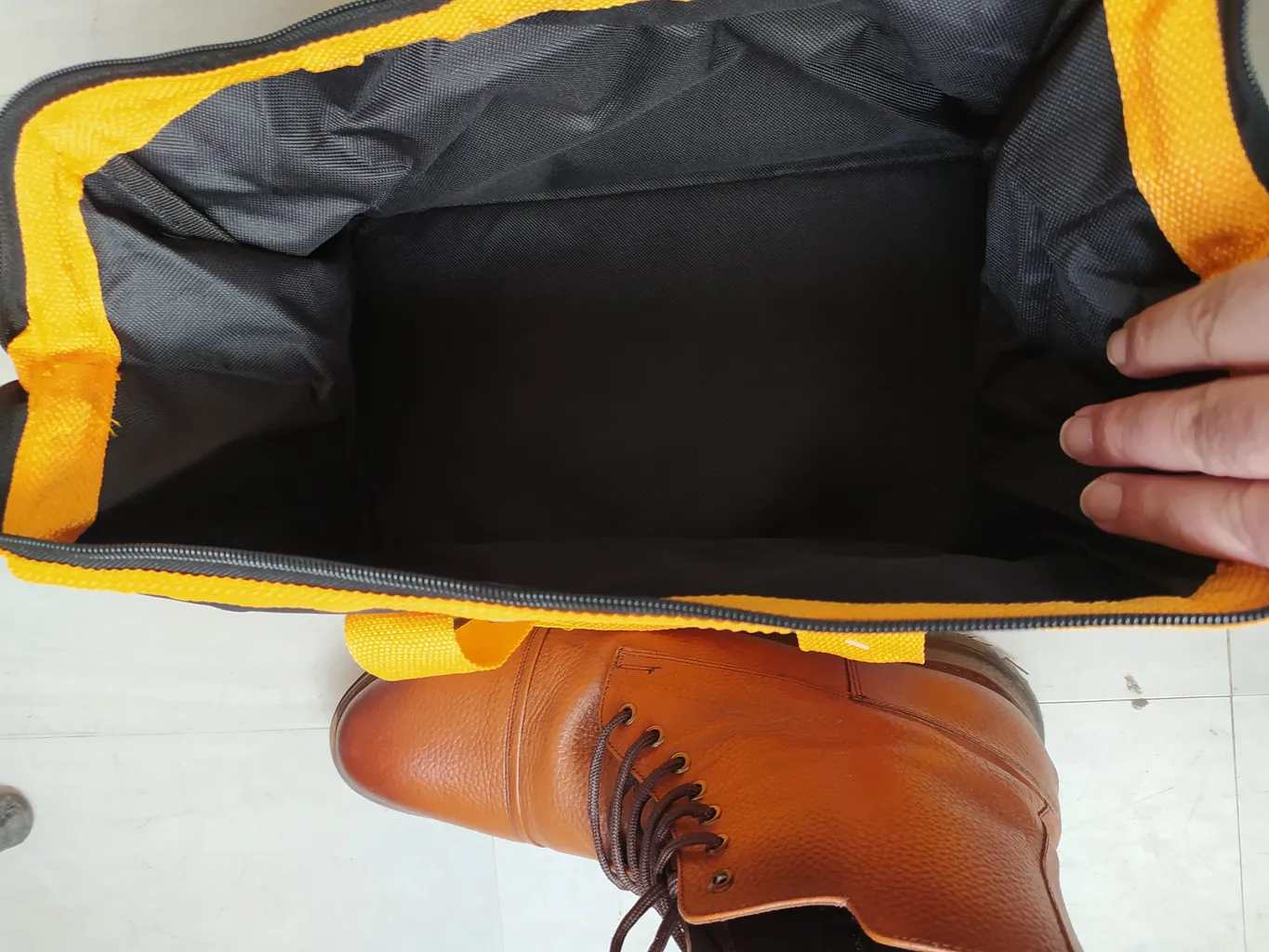 کیف ابزار اینکو مدل HTBG28131