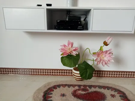 میز تلویزیون دیواری مدل FH86