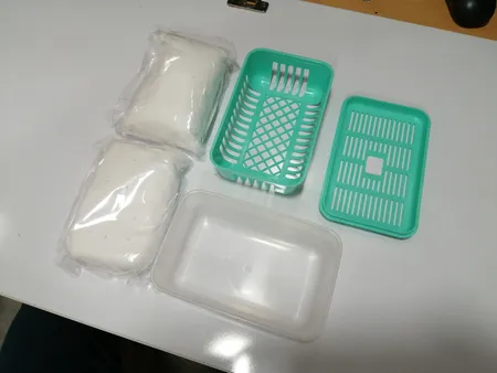 رطوبت گیر استرانگ کد 01 حجم 900 میلی لیتر