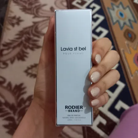 عطر جیبی زنانه رودیر مدل Lavia St Bel با رایحه شیرین، گرم حجم 30 میلی‌لیتر
