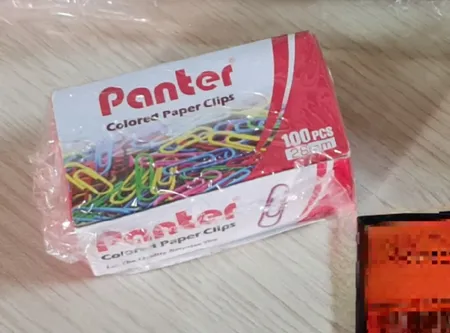 گیره کاغذ پنتر مدل رنگی سایز 28 میلی متر - بسته 100 عددی