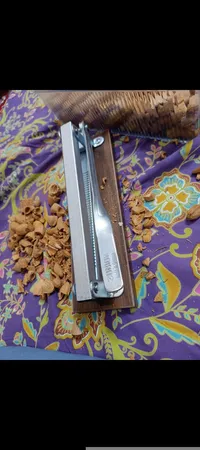 گردو شکن یونیور مدل Professional 300