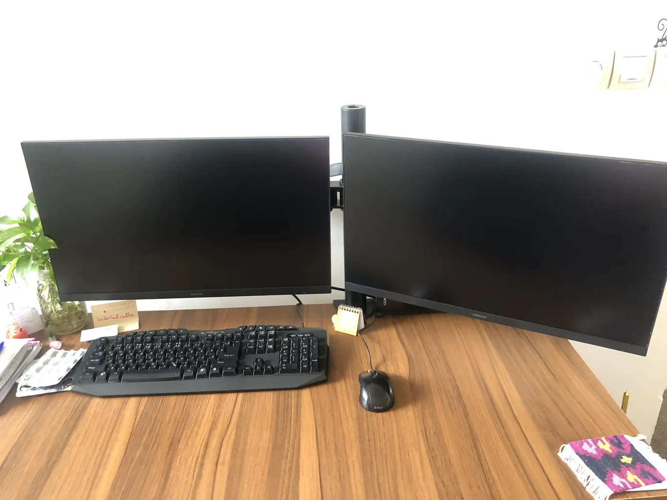 پایه نگهدارنده مانیتور ارگو مدل WLA013