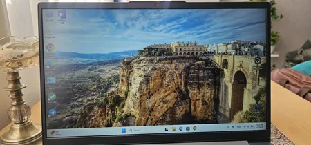 لپ تاپ 15.6 اینچی لنوو مدل IdeaPad Slim 3 15IRH8-i5 13420H-8GB LPDDR5-512GB SSD-IPS-Backlit-Fingerprint