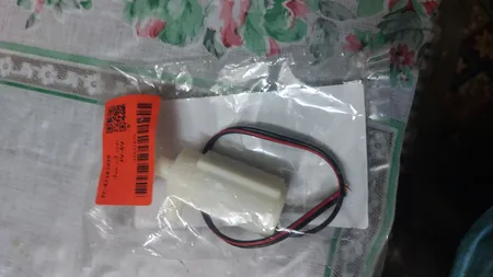 پمپ آب مدل 3V-6V