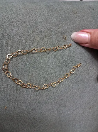 دستبند زنجیری طلا 18 عیار زنانه طلای مستجابی مدل قلبی 19 کد 5476