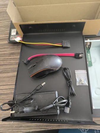 ضبط کننده ویدیویی مدل DVR 5108 N