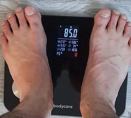 ترازو دیجیتال بادی کر مدل BFISW01