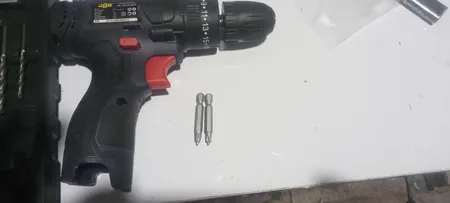 پیچ گوشتی چکشی شارژی 10 میلی متری 148ولت جاب مدل JB-148 AV Industrial مجموعه 40 عددی