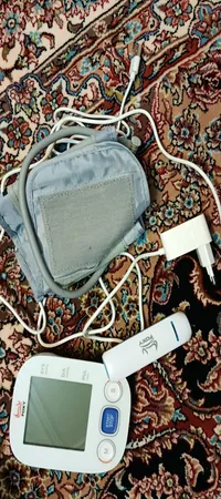 فشارسنج بازویی دیجیتال فوکسی مدل WHITE به همراه پاوربانک فوکسی