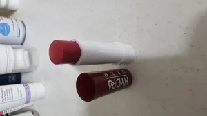 تجریه خرید بالم مرطوب کننده لب هیدرودرم مدل CHERRY BLOSSOM