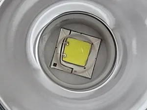 تجریه خرید نورافکن دستی اسمال سان مدل T168S