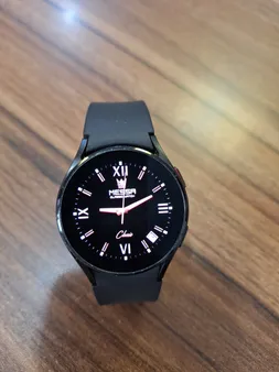 ساعت هوشمند 40 میلی‌متری سامسونگ مدل Galaxy Watch4 با بند سیلیکونی