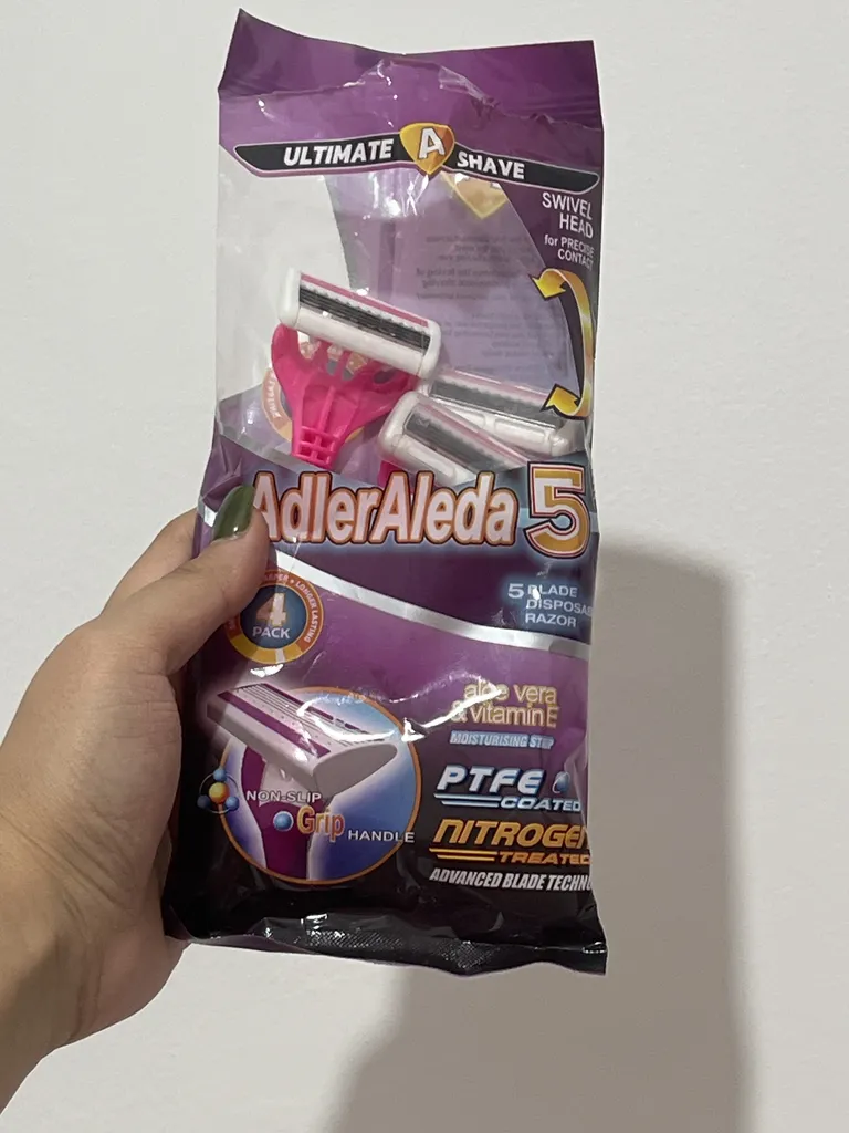 خود تراش ادلر مدل A5 مجموعه 4 عددی