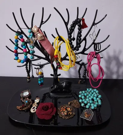 استند جواهرات طرح شاخ گوزن کد PS-03