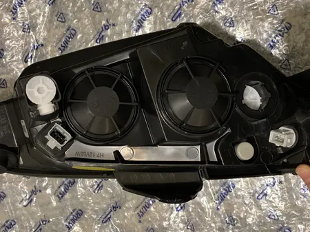 چراغ جلو چپ کروز پلاس مدل CR50060501 مناسب برای پژو 206