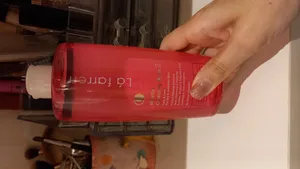 تجریه خرید محلول پاک‌کننده آرایش لافارر مدل 02 مناسب پوست‌های خشک و حساس حجم 250 میلی‌لیتر