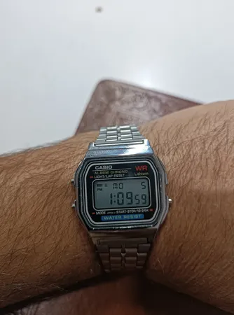 ساعت مچی دیجیتال مدل SAS