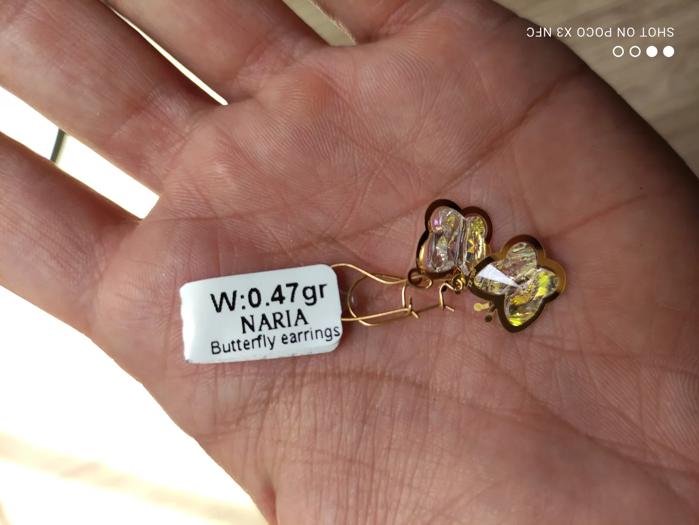 گوشواره طلا 18 عیار زنانه ناریا مدل AZ-02