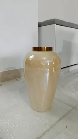 گلدان دکوری مدل شیشه ای سوزی Suzy