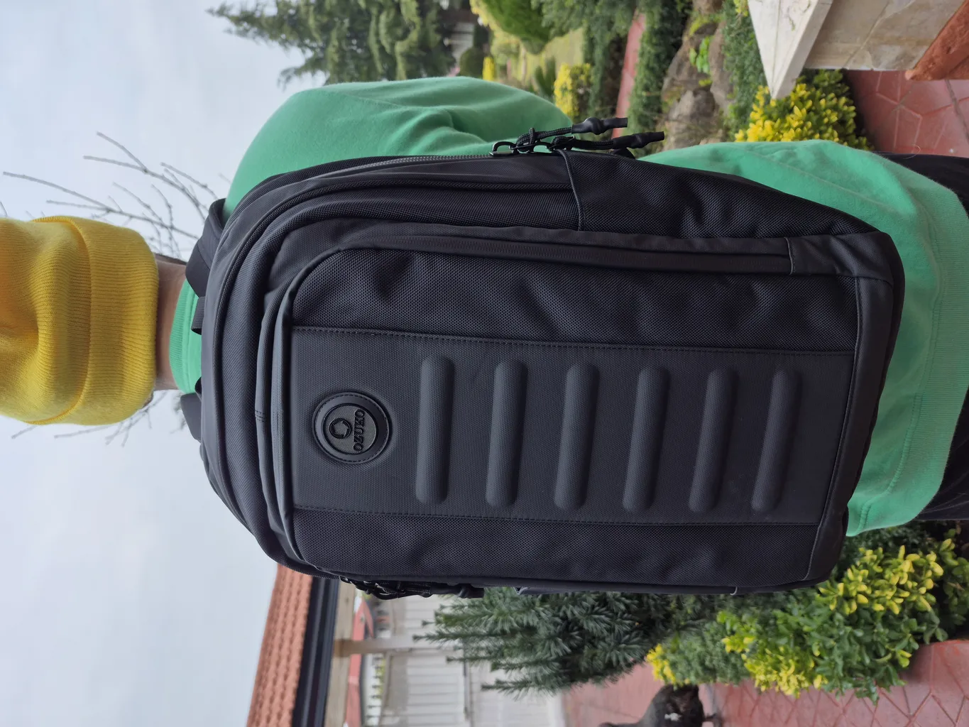 کوله پشتی لپ تاپ ازوکو مدل 9695 مناسب برای لپ تاپ 17 اینچی