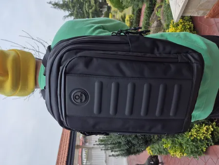 کوله پشتی لپ تاپ ازوکو مدل 9695 مناسب برای لپ تاپ 17 اینچی