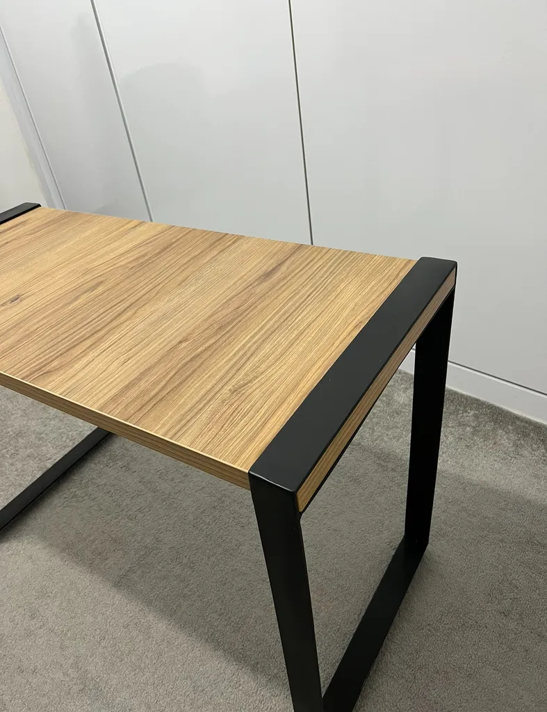 میز کامپیوتر لارماکو مدل F-36m