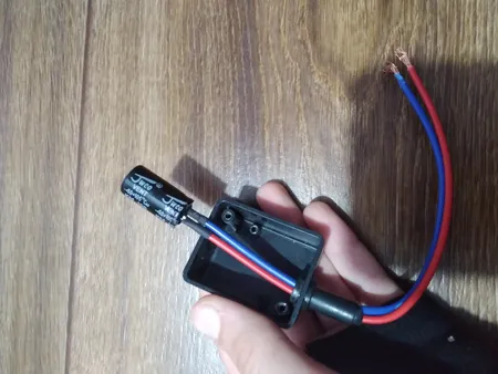 خازن جایگزین باتری موتور سیکلت مدل MSD08