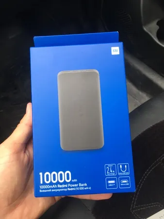 پاوربانک 10 وات شیائومی مدل Redmi ظرفیت 10000 میلی آمپر ساعت به همراه کابل تبدیل microUSB