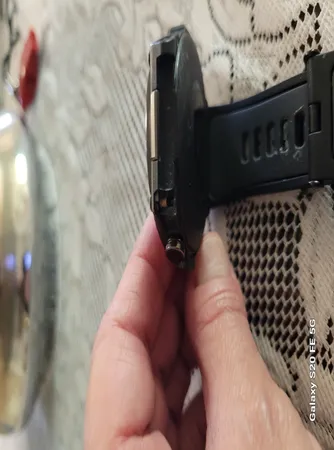 ساعت هوشمند گلوریمی مدل K2 دارای قابلیت های صفحه نمایش رنگی و لمسی، کنترل سطح اکسیژن، بند سیلیکونی