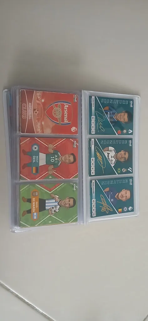 آلبوم کارت فوتبالی کیمدی مدل رئال مادرید