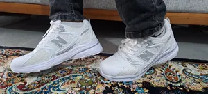 تجریه خرید کفش پیاده‌روی از جنس اشبالت، کاهش فشارهای وارده، مدل n_p.b.p