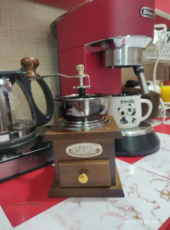 آسیاب دستی قهوه مدل چوبی