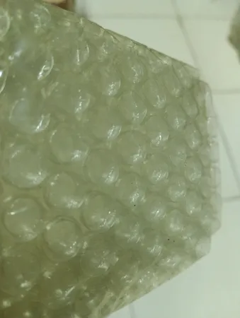 پلاستیک حبابدار ضربه گیر کد HOB085 طول 85 متر