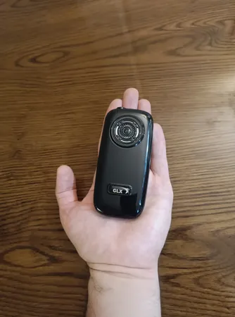 گوشی موبایل جی ال ایکس مدل F8 دو سیم کارت