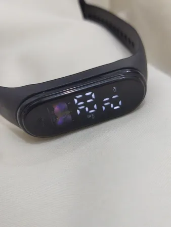 ساعت مچی دیجیتال مدل LE 2667 - ME