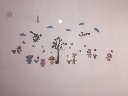 استیکر باروچین مدل حیوانات در جنگل