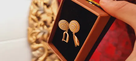 گوشواره طلا 18 عیار زنانه طلای مستجابی مدل آوا تراش کد 16