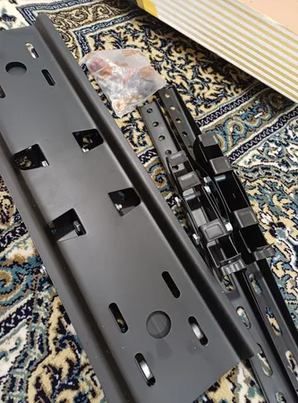 پایه دیواری تلویزیون مدل S430 مناسب برای تلویزیون های 40 تا 60 اینچ