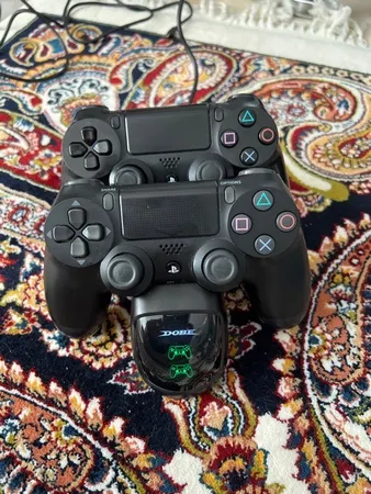 پایه شارژر دسته بازی پلی استیشن 4 دابی مدل tp889