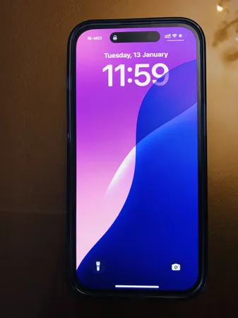 گوشی موبایل اپل مدل iPhone 15 Ch دو سیم‌ کارت ظرفیت 128 گیگابایت و رم 6 گیگابایت