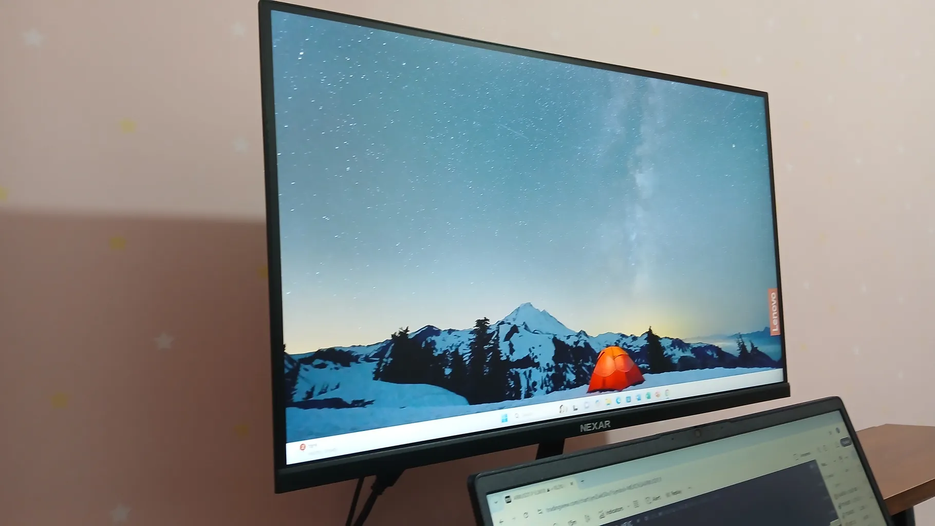 مانیتور نکسار مدل NDM-22VN سایز 22 اینچ