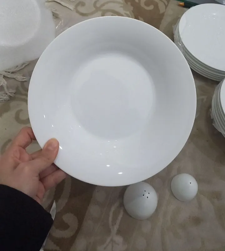 سرویس غذاخوری 35 پارچه چینی زرین ایران مدل شهرزاد درجه 3