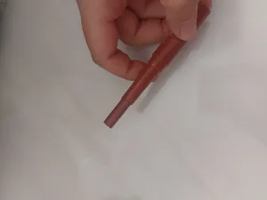 تجریه خرید رژ لب جامد دراگون رانی شماره 06