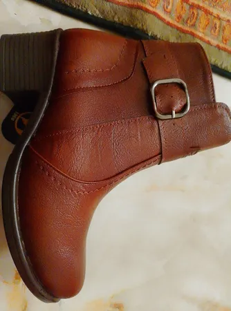 نیم بوت زنانه سیی 1966 مدل برلیان سگک دار کد 2183.6