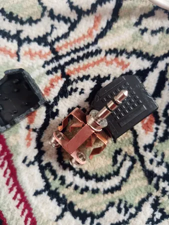 مبدل 1 به 2 AUX مدل AU-12