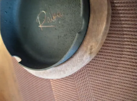 زیرسیگاری رایکا مدل فلزی چوبی کد 506